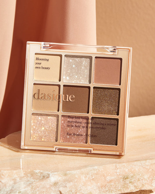 Dasique Eyeshadow Palette (01 Sugar Brownie)